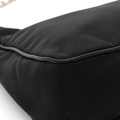 Prada Nylon Re-Edition 2005 Shoulder Bag Black 11 of 14