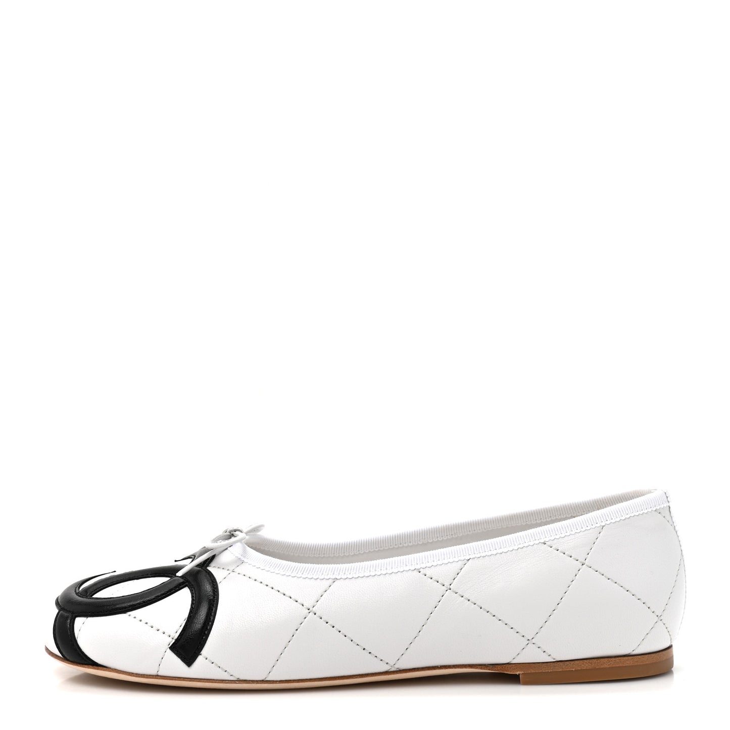 Lambskin Quilted CC Cambon Ballet Flats 39.5 White Black