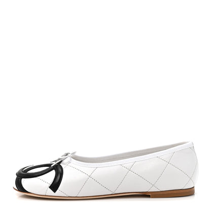 Chanel Lambskin Quilted CC Cambon Ballet Flats 39.5 White Black 1 of 10