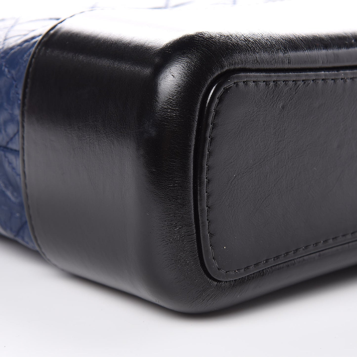 Aged Calfskin Quilted Medium Gabrielle Hobo Navy Black