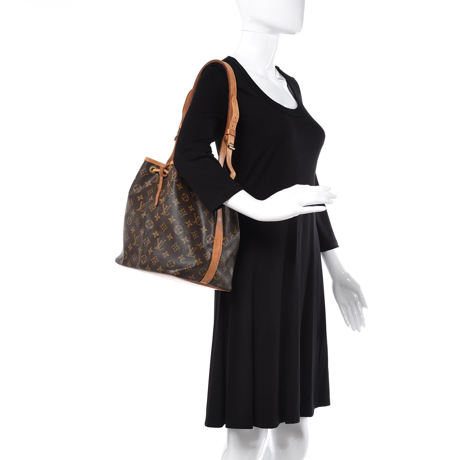 Louis Vuitton Monogram Petit Noe 5 of 31
