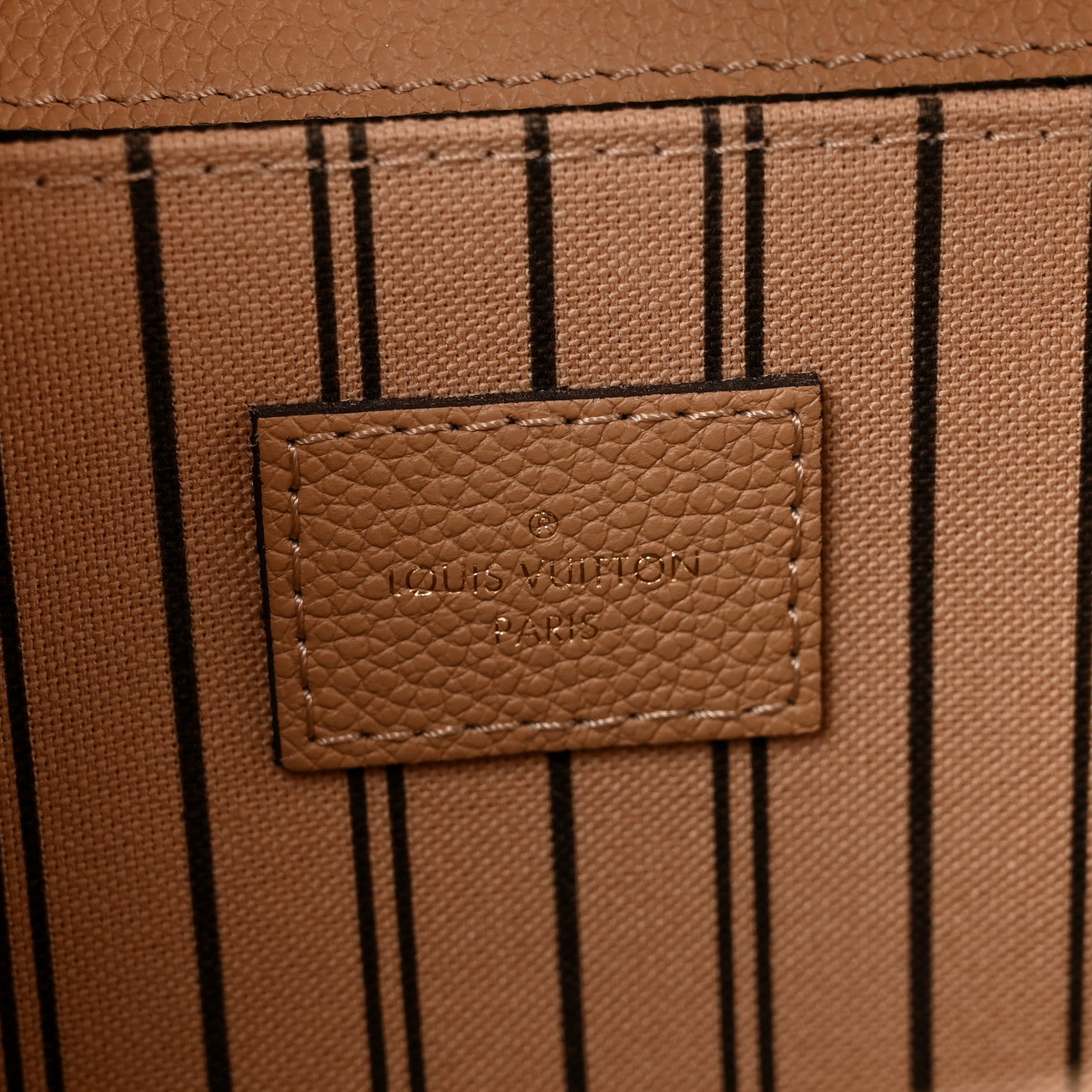 Louis Vuitton Empreinte Pochette Metis Dune 6 of 14