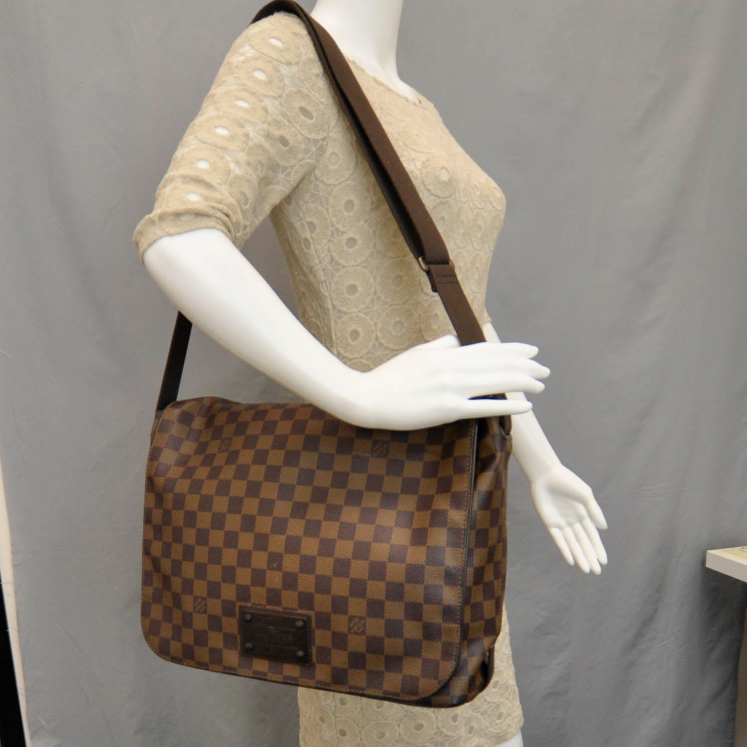 Louis Vuitton Damier Ebene Brooklyn GM 2 of 11