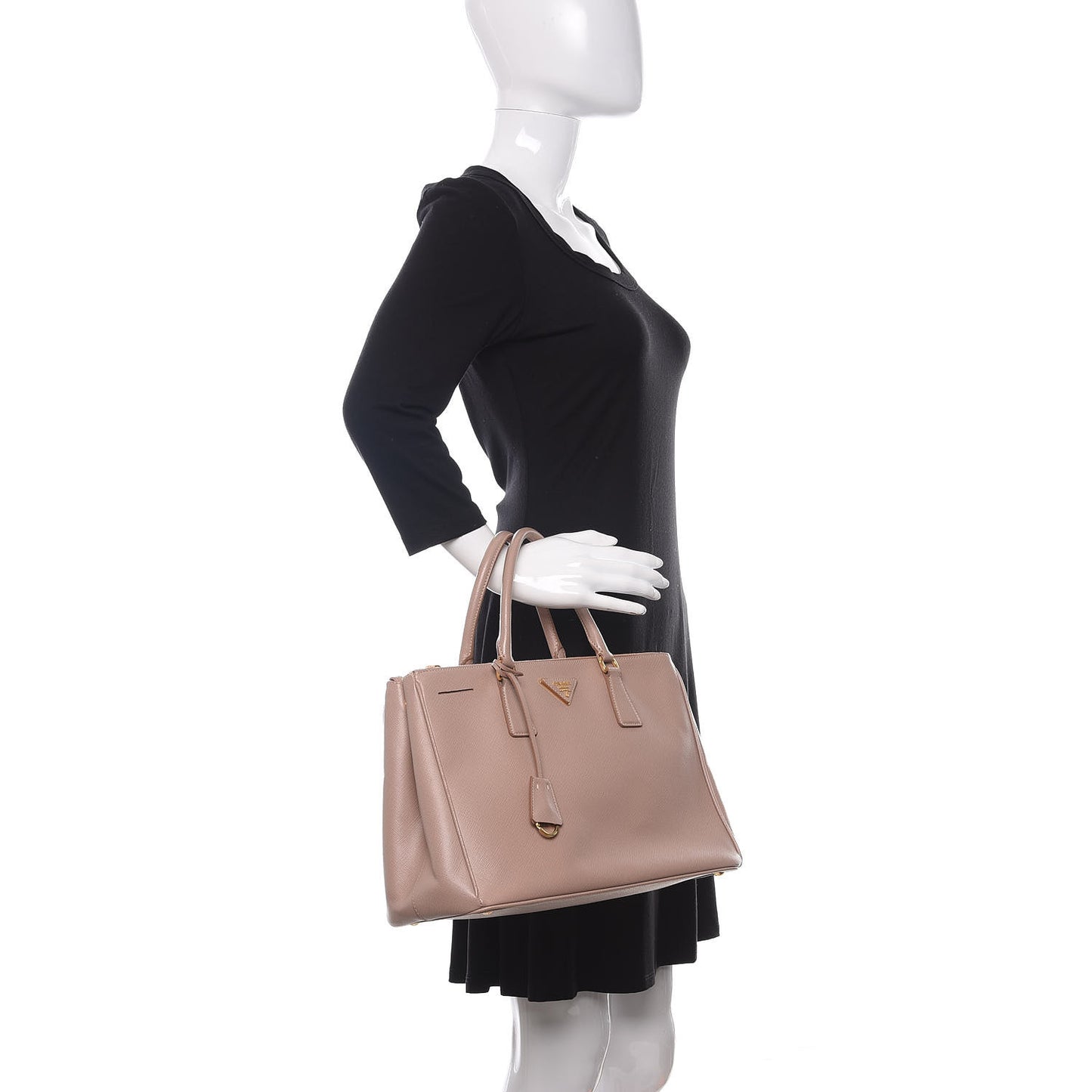 Saffiano Medium Galleria Double Zip Tote Cammeo