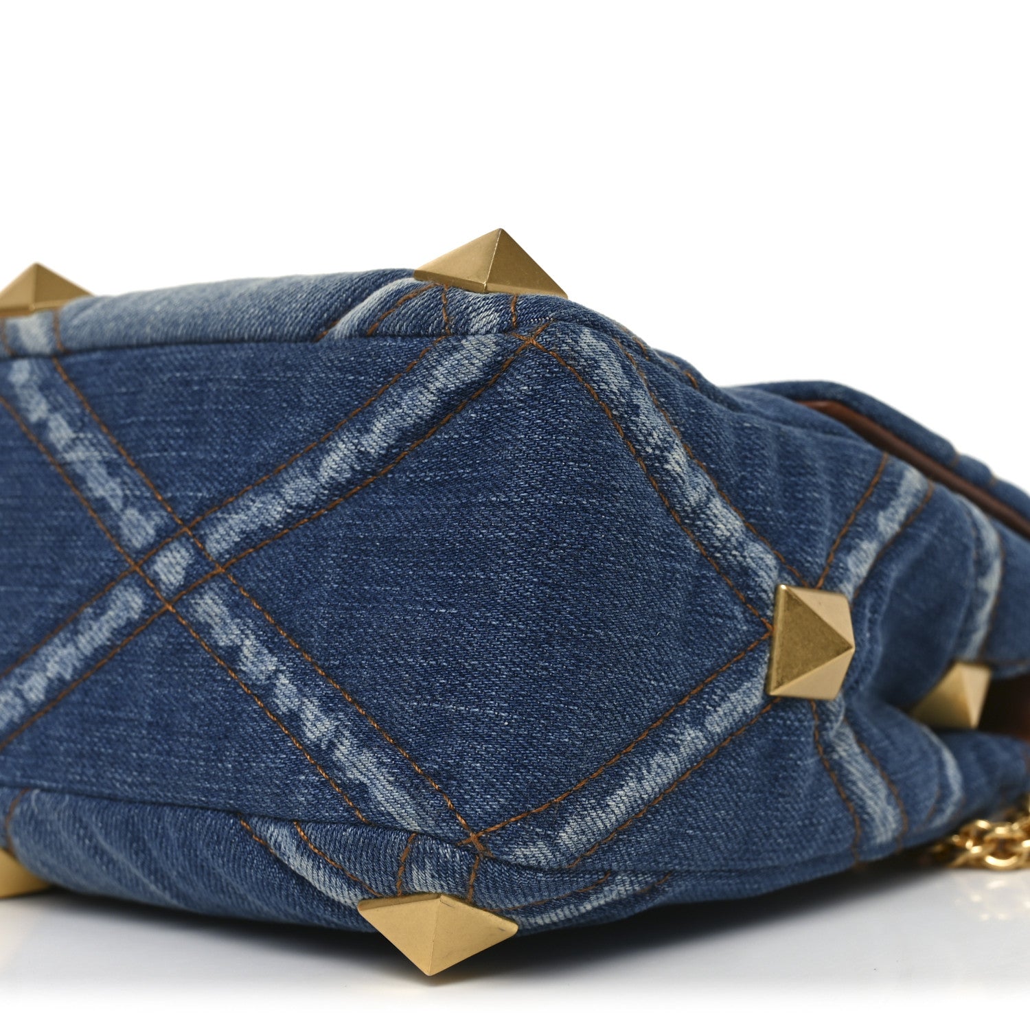 Valentino Garavani Denim Large Roman Stud Shoulder Bag Light Denim Selleria 9 of 9