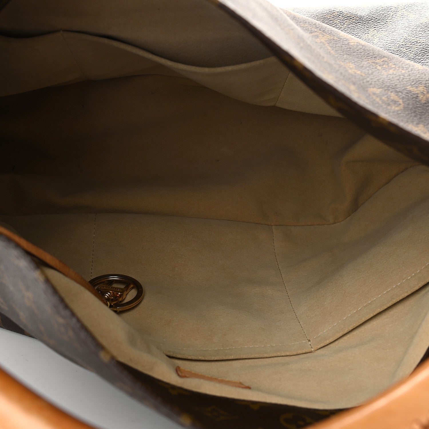 Louis Vuitton Monogram Artsy MM 5 of 9
