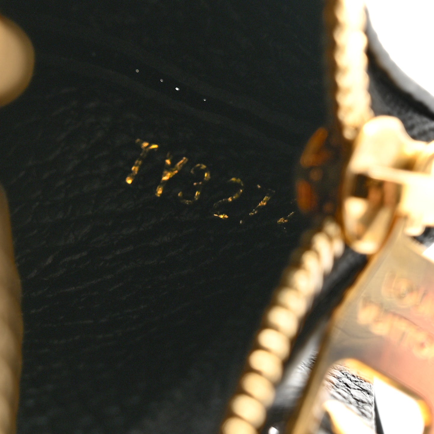 Empreinte Monogram Giant Key Pouch Black