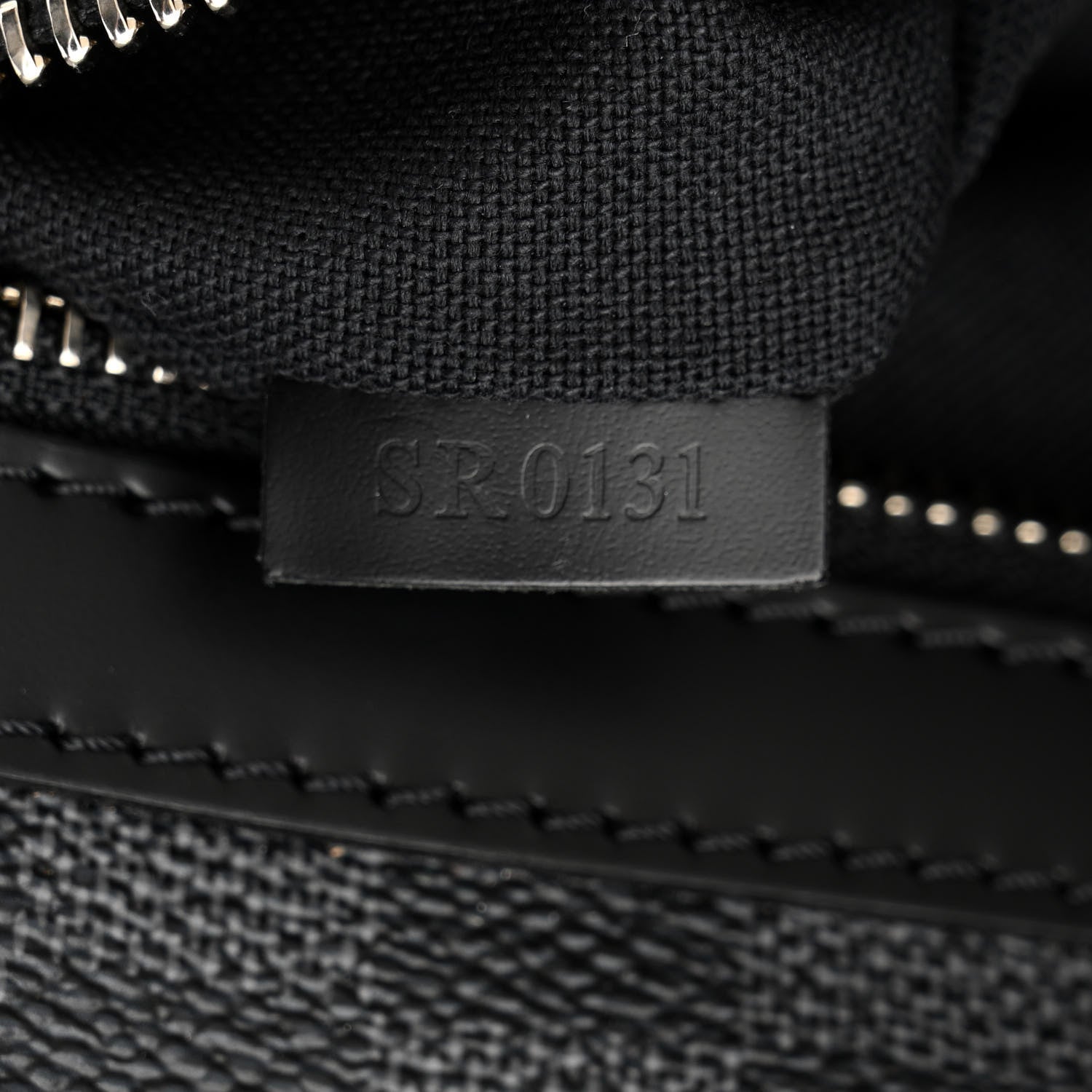 Louis Vuitton Damier Graphite Mick MM 7 of 11