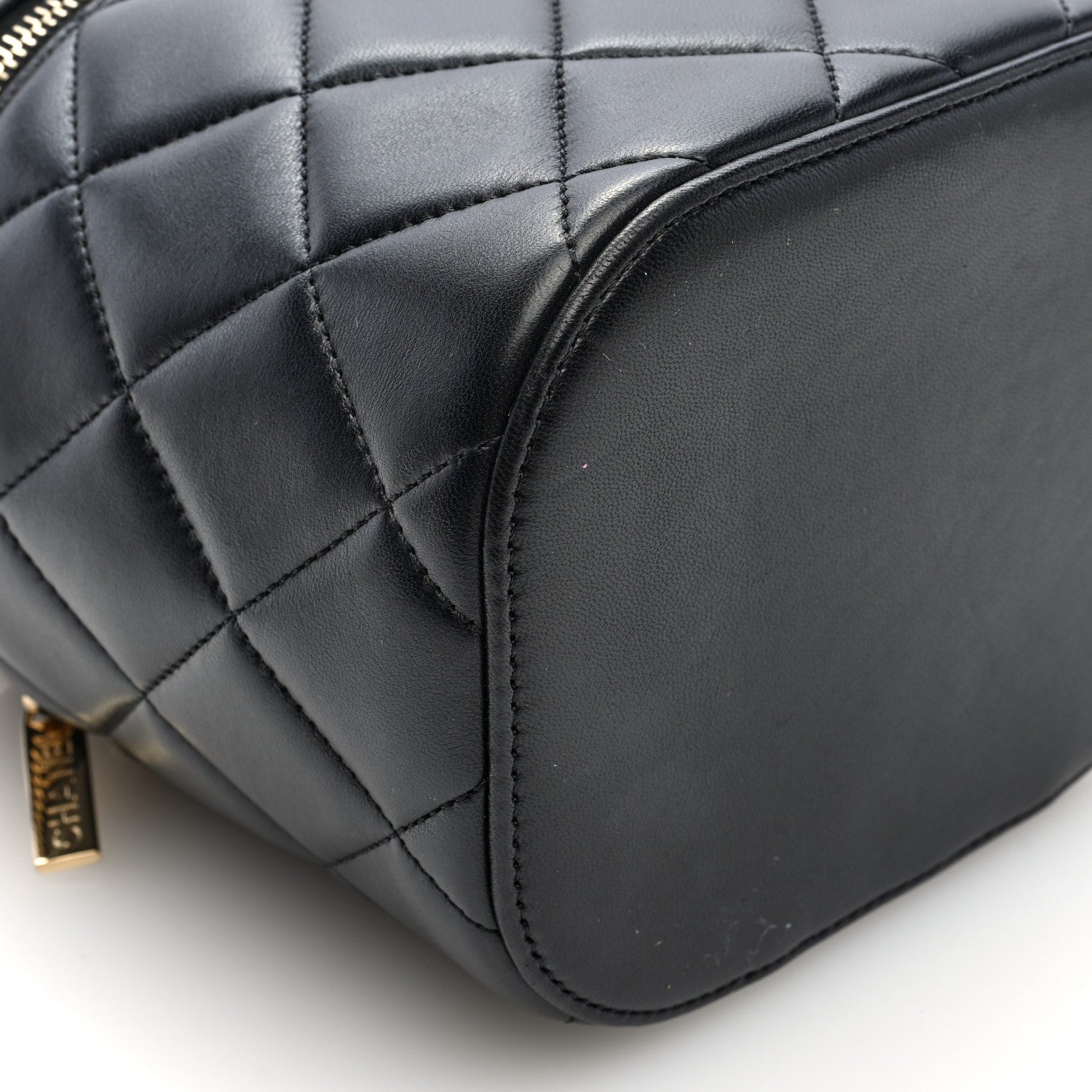 Chanel Lambskin Quilted Trendy Vanity Case Black 9 of 10