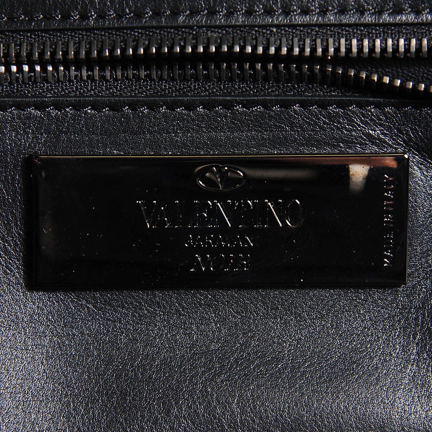 Vitello Small Rockstud All Over Tote Black