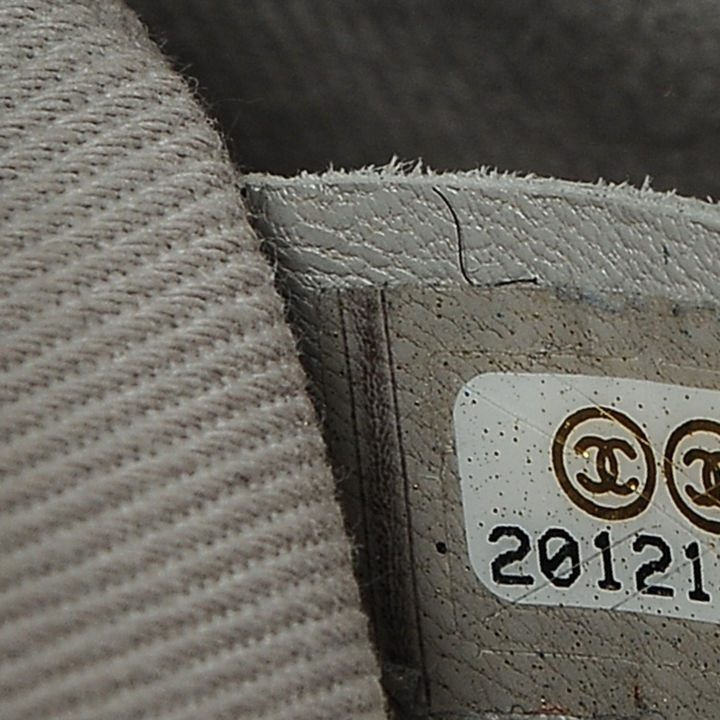 Caviar Quilted Jumbo Easy Flap Beige