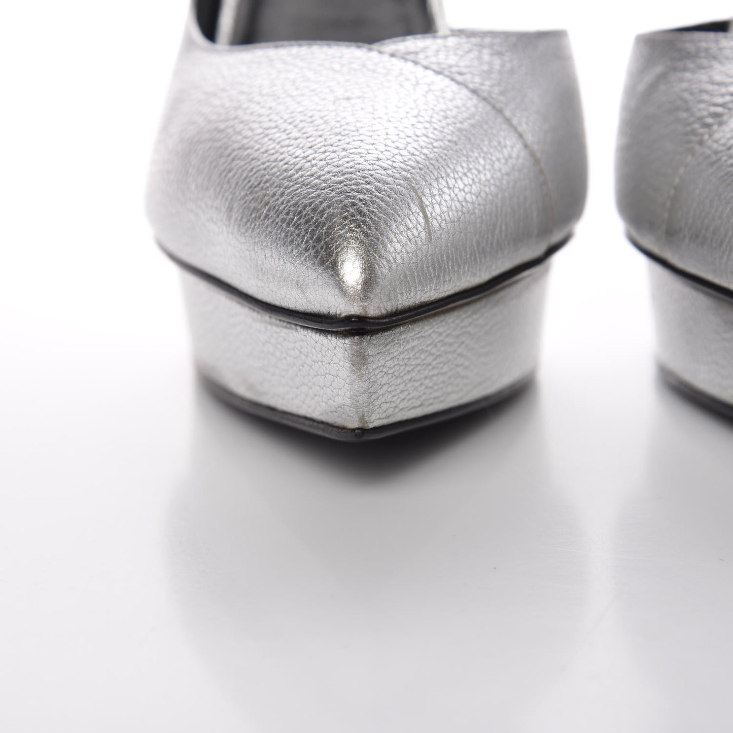 Metallic Grained Calfskin Janis 105 D'Orsay Pumps 38.5 Argento