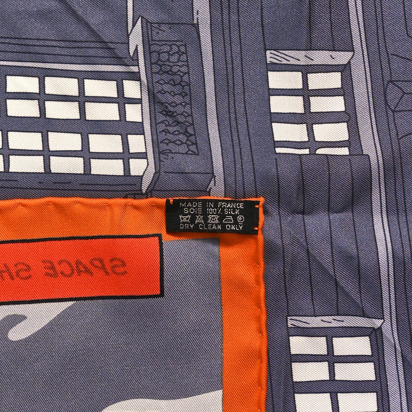Silk Space Shopping Au Faubourg Scarf 90 Gris Black Orange
