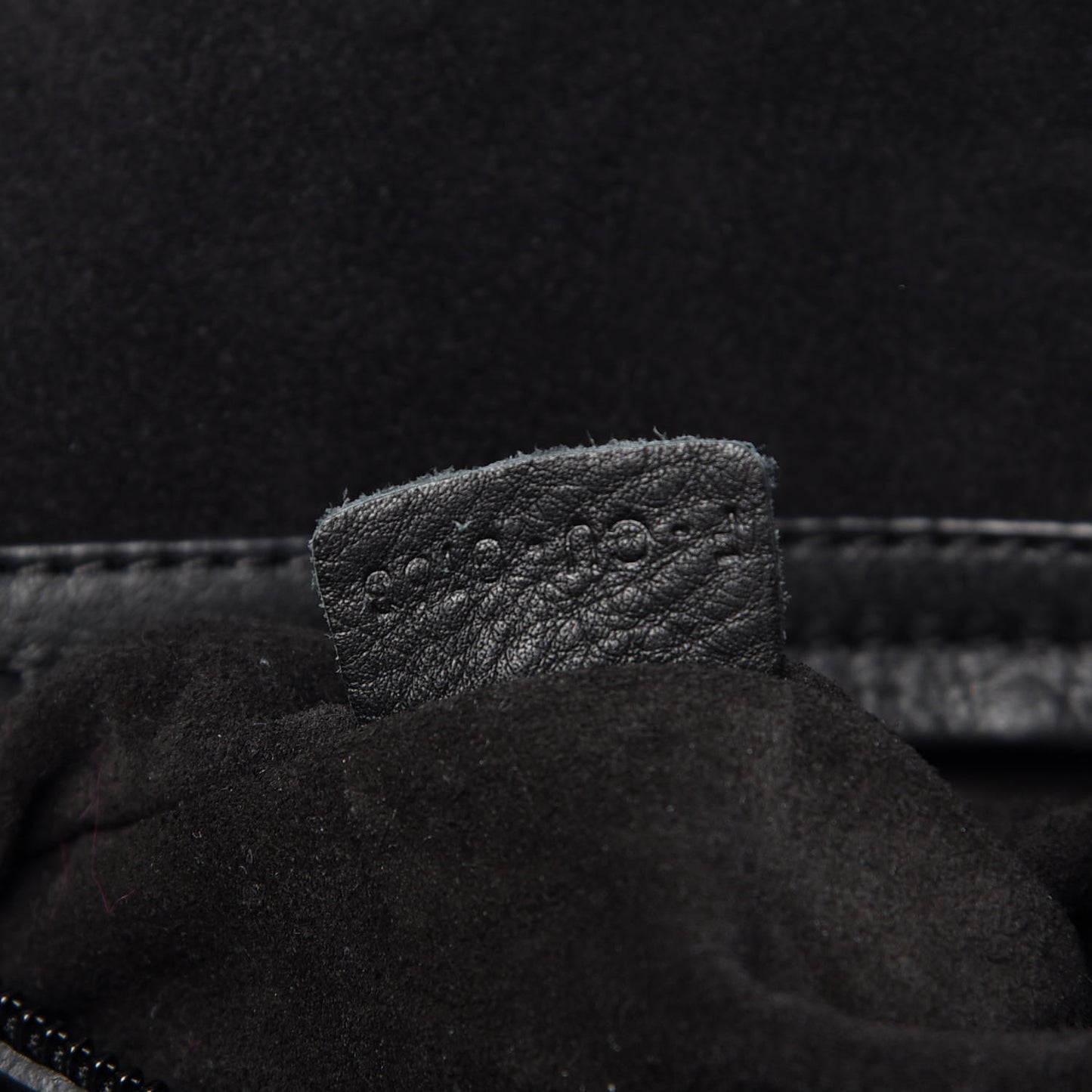 Supple Calfskin Medium Phantom Luggage Black