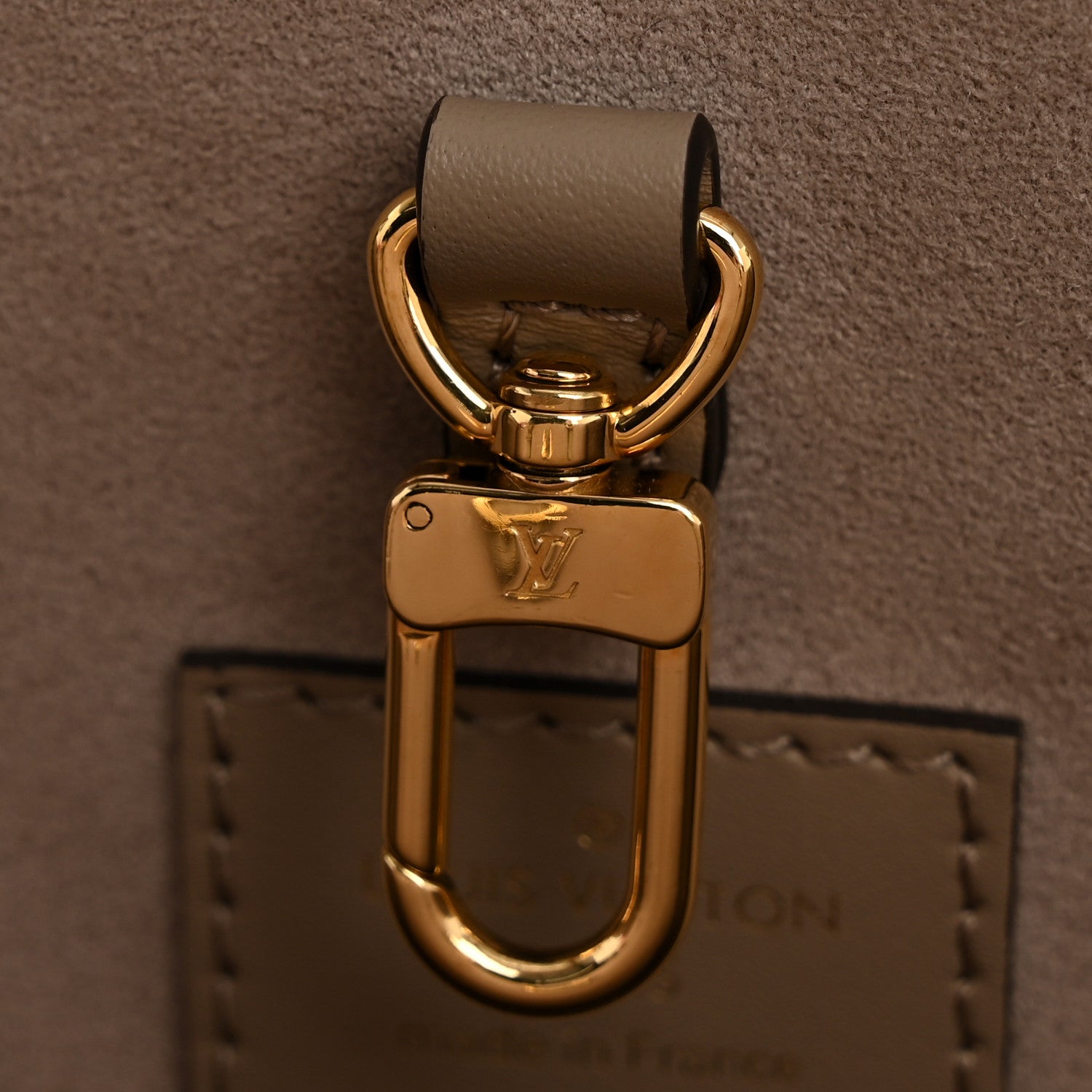 Louis Vuitton Empreinte Monogram Giant Onthego MM Tourterelle Creme 11 of 12