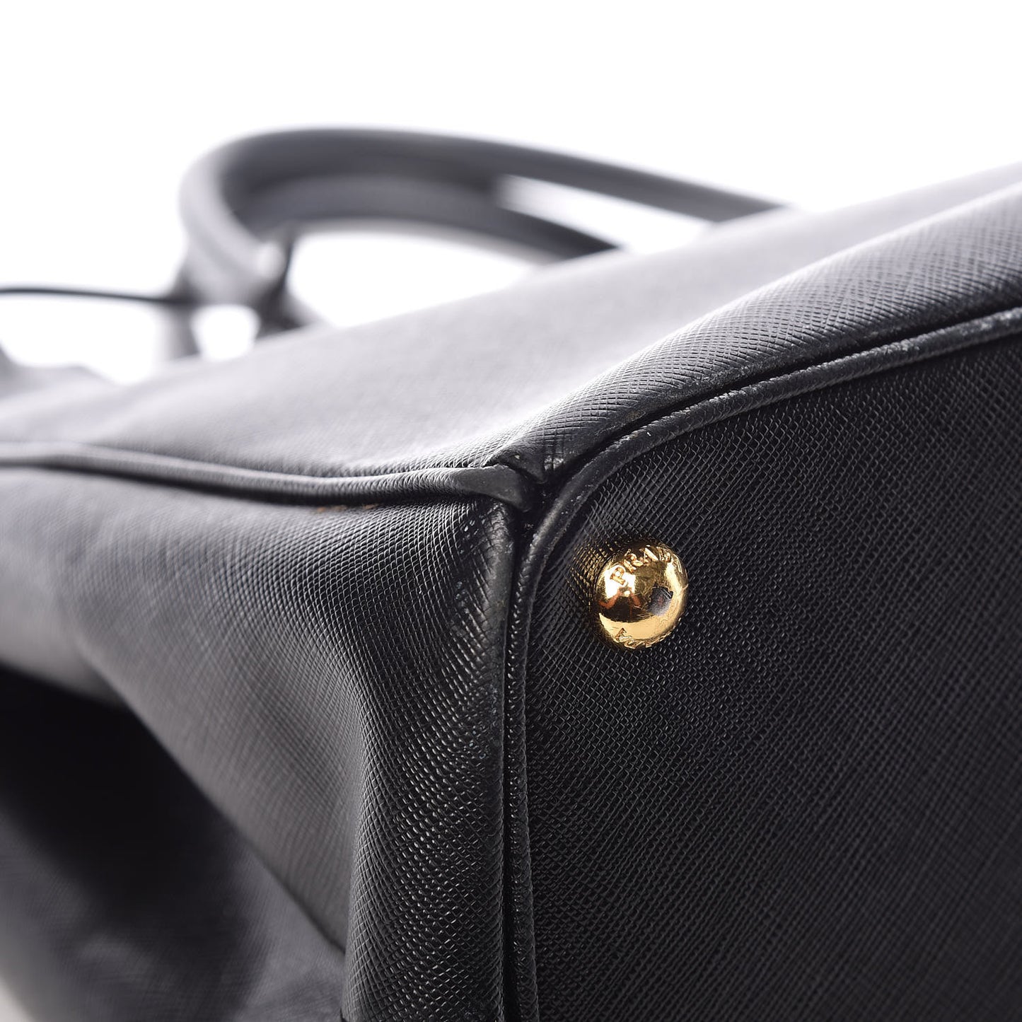 Saffiano Medium Galleria Double Zip Tote Black
