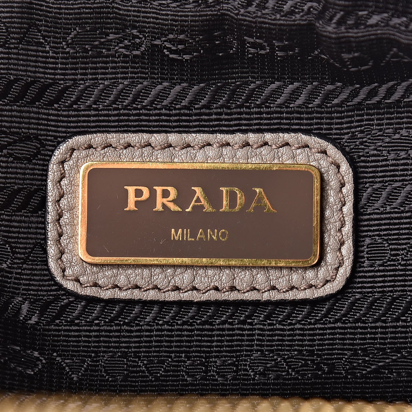 Vitello Phenix Camera Bag Argilla
