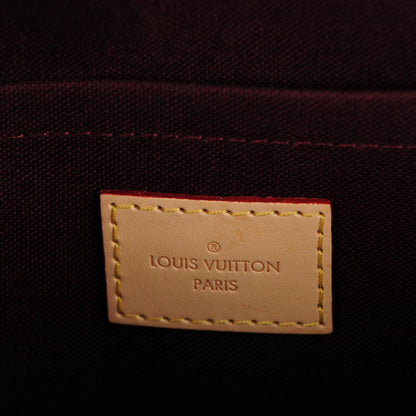 Louis Vuitton Monogram Favorite MM 6 of 8