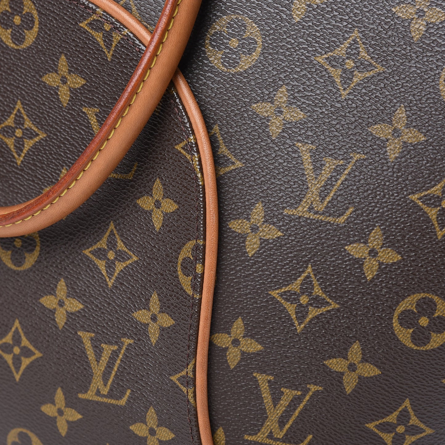 Monogram Ellipse MM