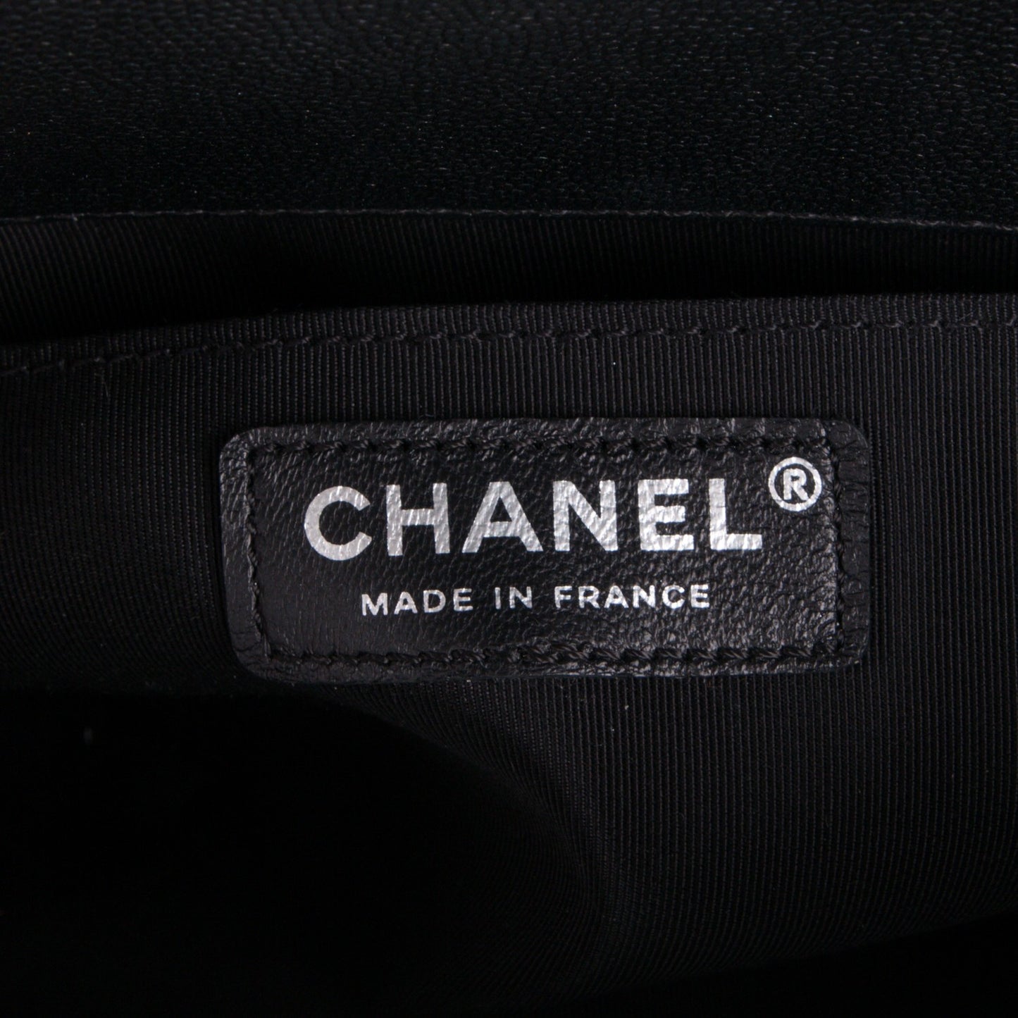 Caviar Quilted Medium Boy Flap So Black
