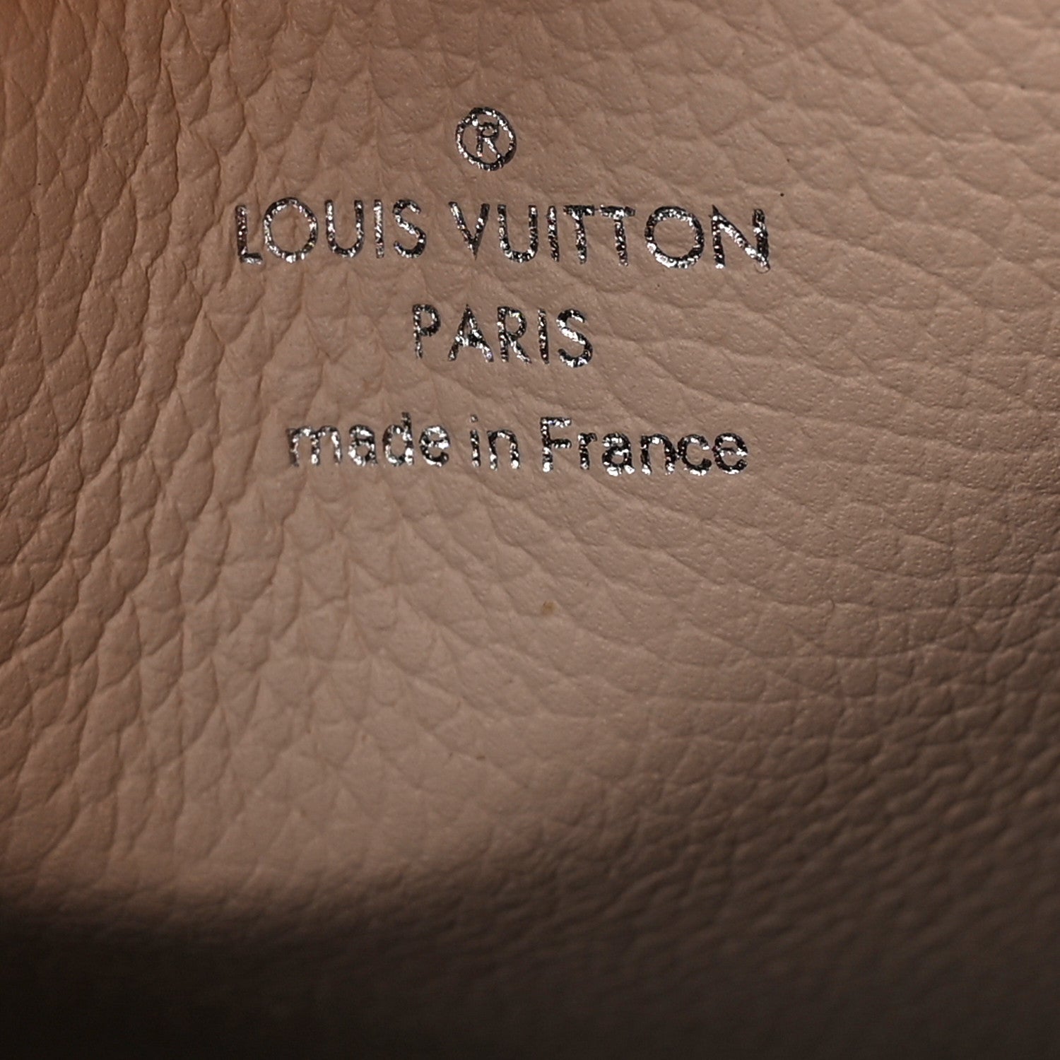 Louis Vuitton Mahina Muria Creme 6 of 9