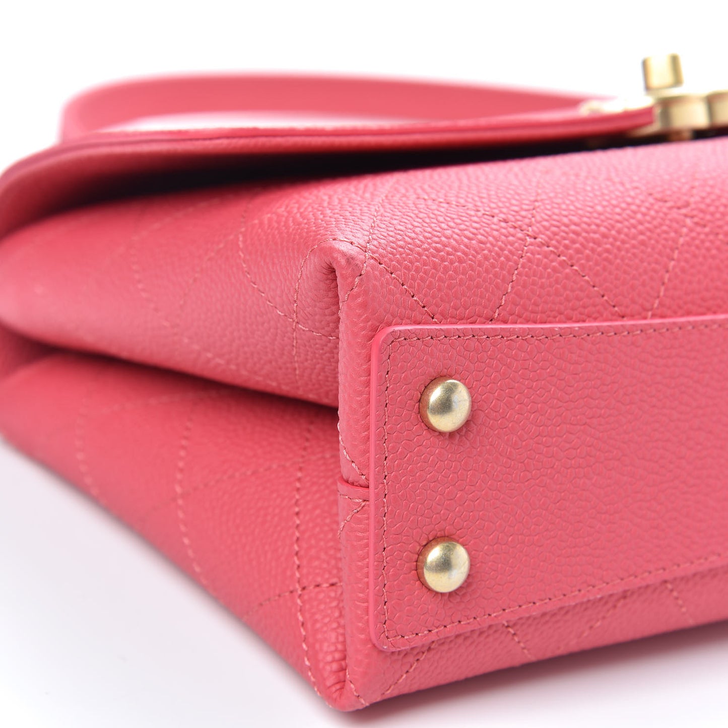 Caviar Diamond Stitched Small Top Handle Flap Pink