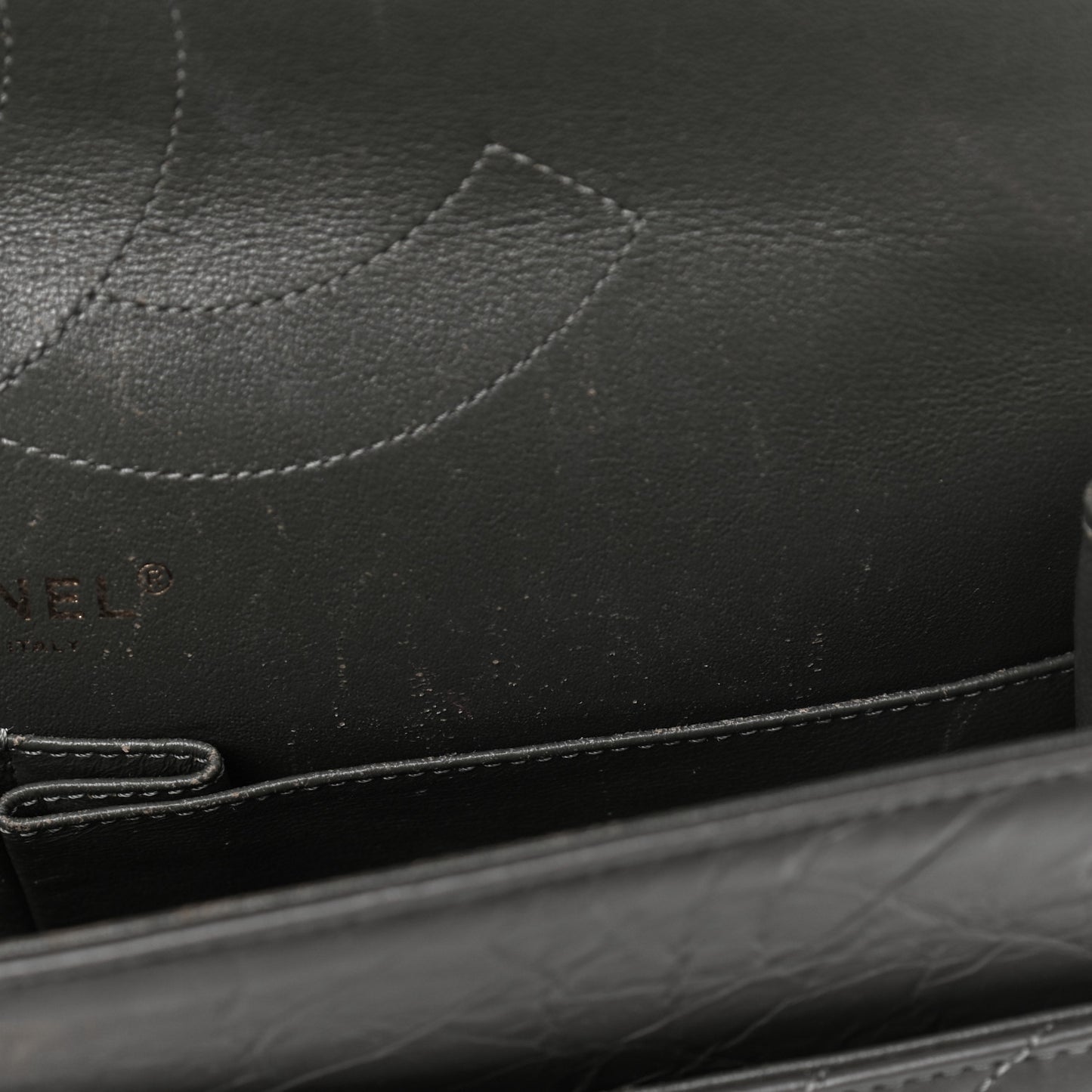 Aged Calfskin Chevron Quilted 2.55 Reissue 227 Flap Grey