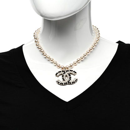 Chanel Lambskin Pearl Crystal Vintage Allure CC Short Necklace Gold 2 of 6