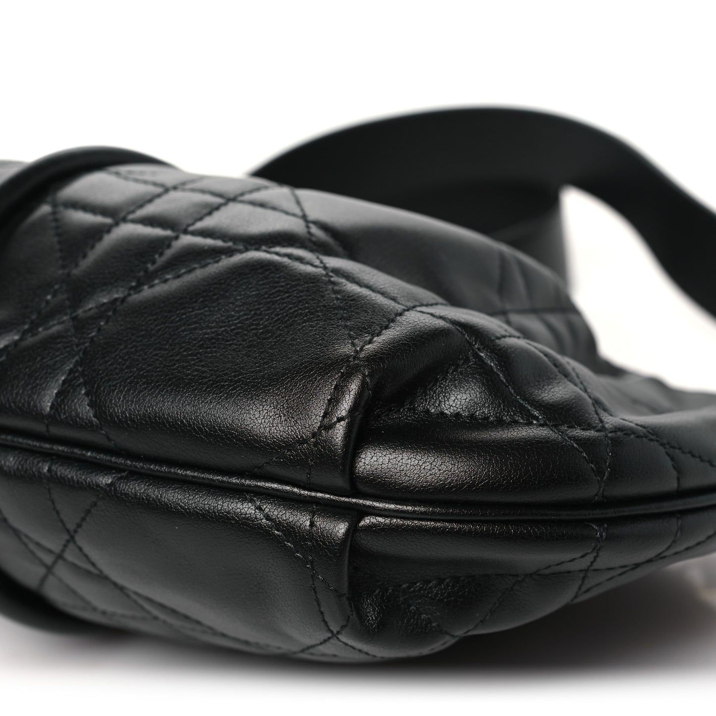 Calfskin Macrocannage Walk In Dior Hobo Black