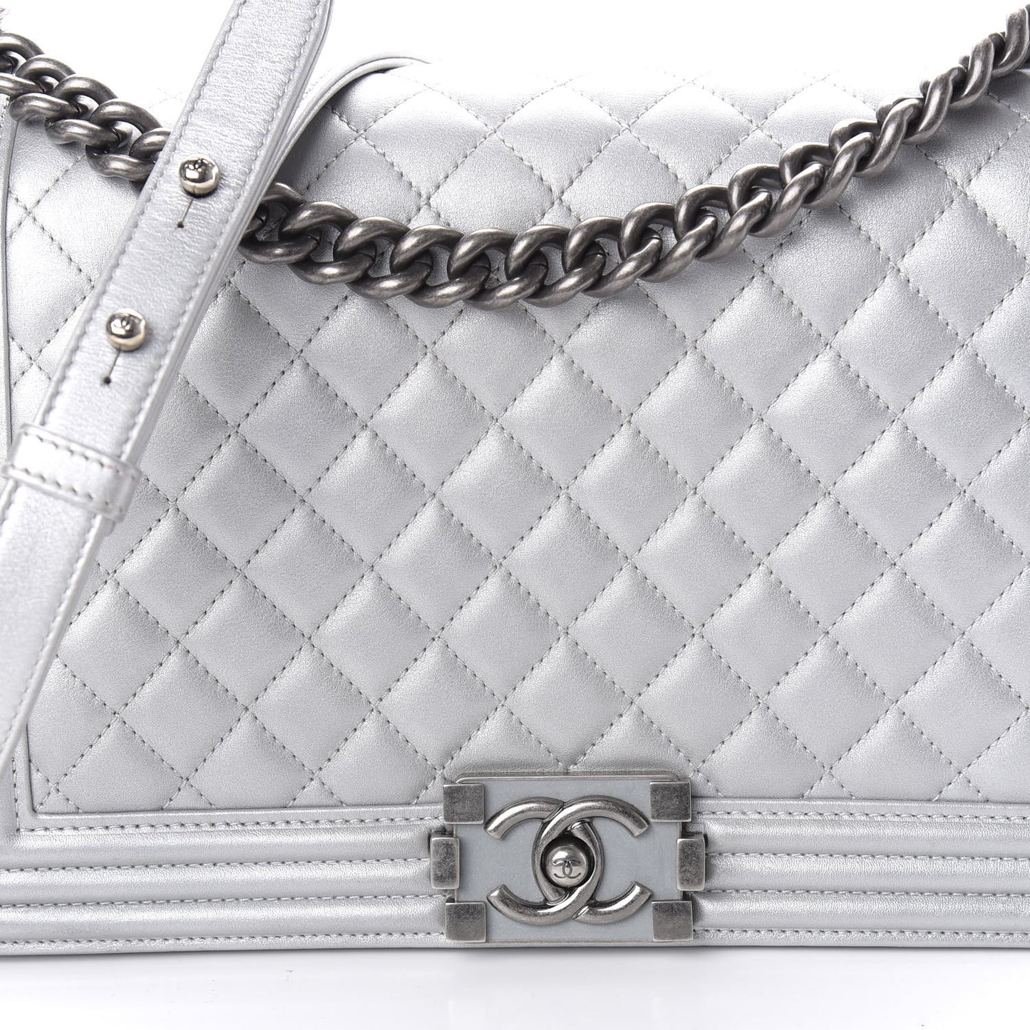 Metallic Calfskin Quilted New Medium Plexiglass Boy Flap Silver