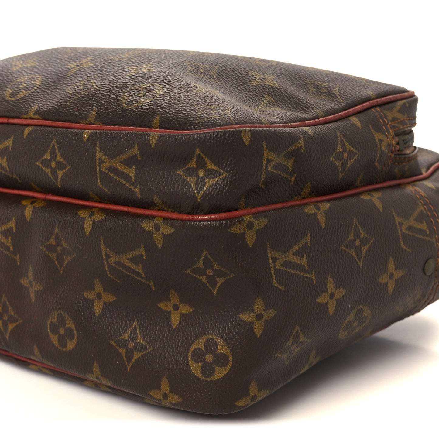 Monogram Nil 28