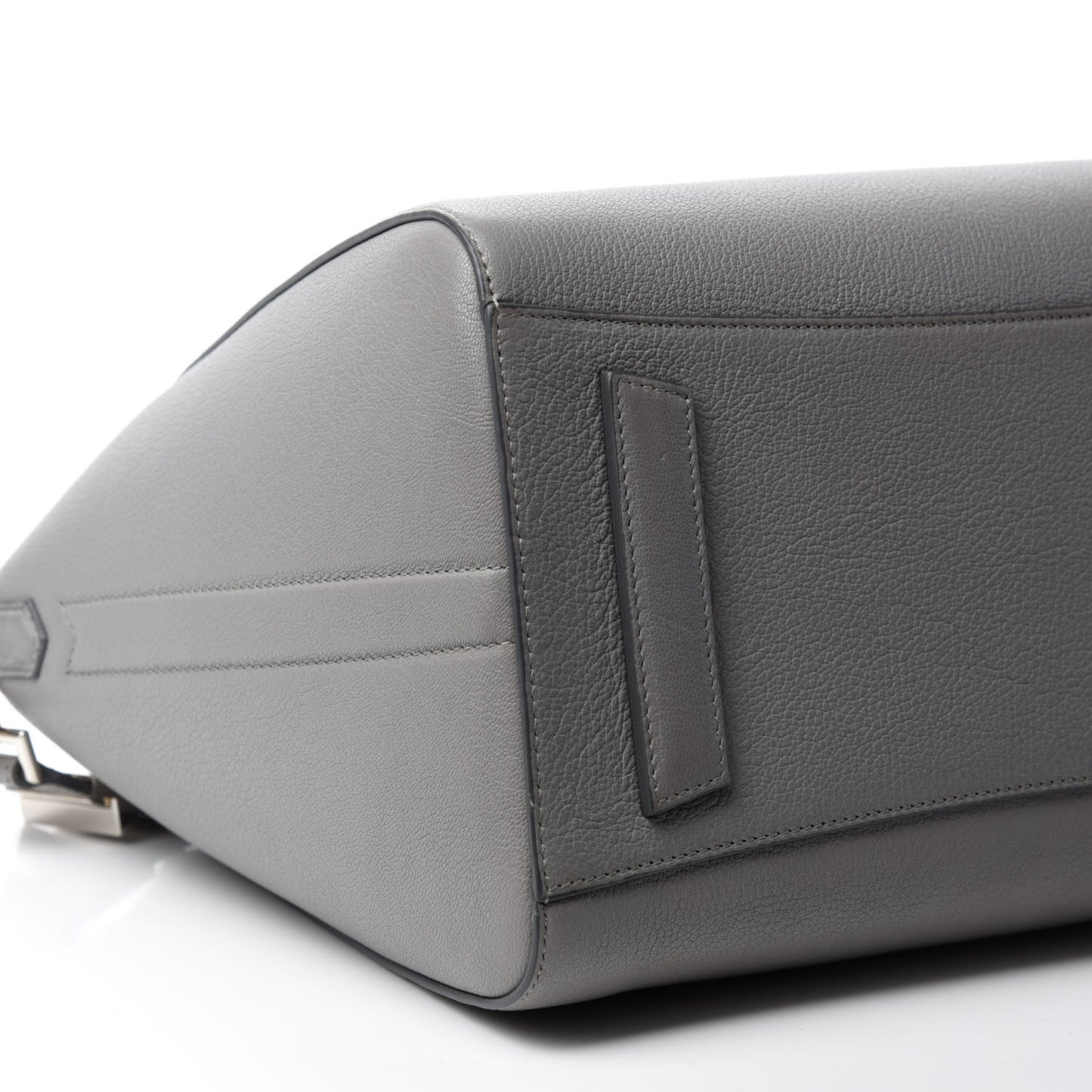 Sugar Goatskin Medium Antigona Pearl Grey