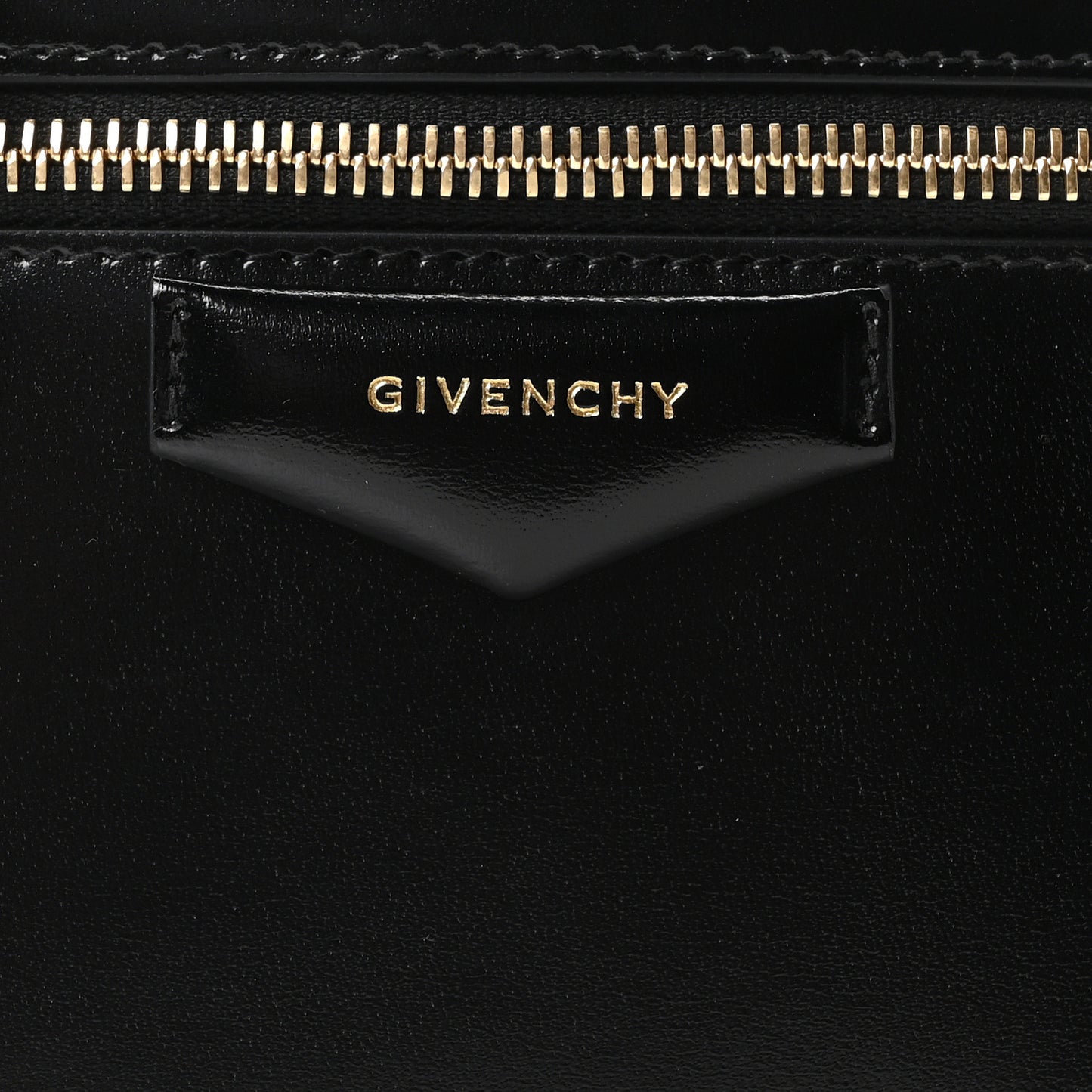 Box Calfskin Antigona Mini Vanity Bag With Chain Black