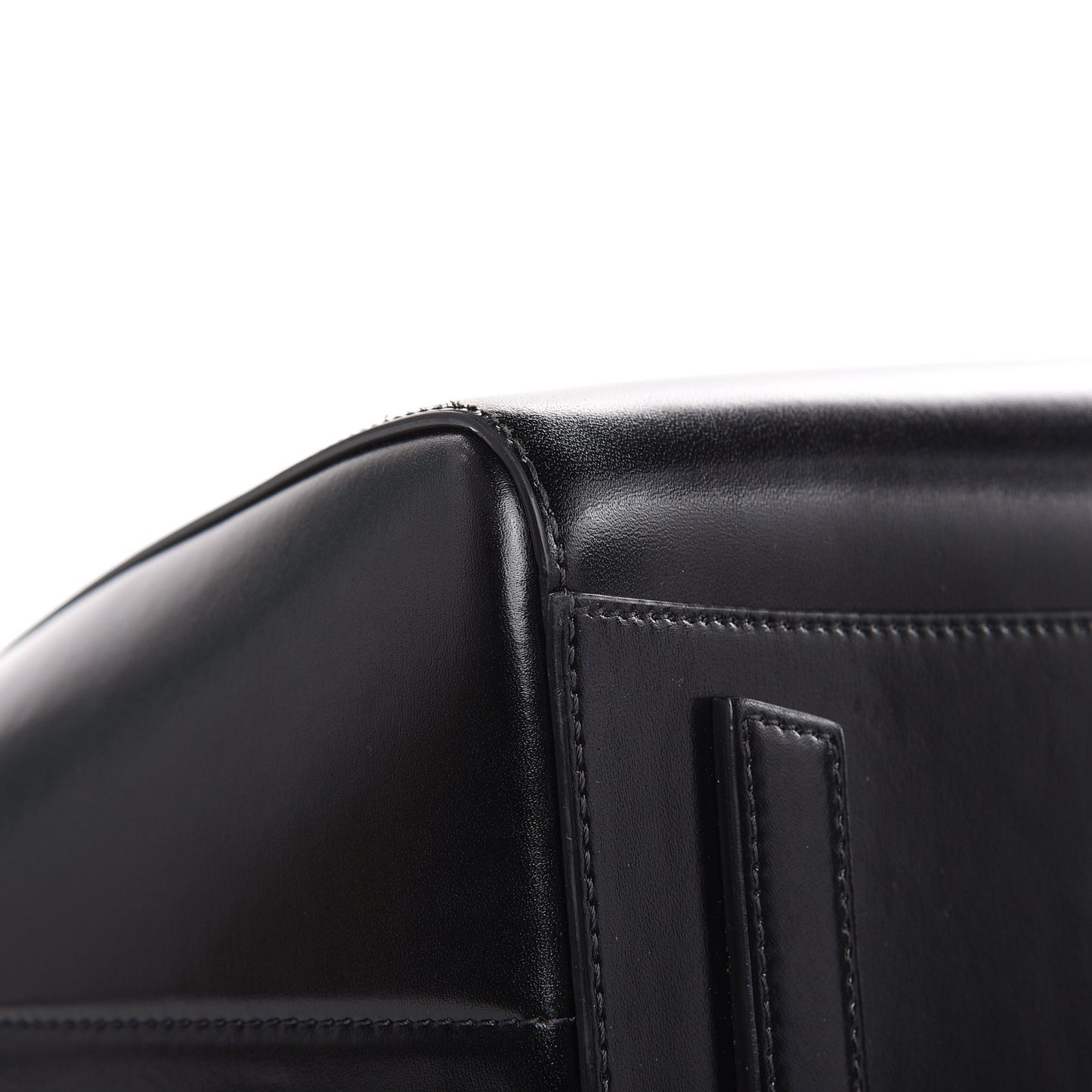 Shiny Lord Calfskin Medium Antigona Black