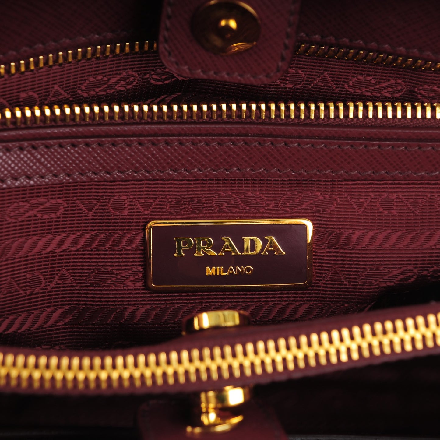 Saffiano Lux Small Tote Cherry