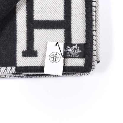 Hermes Wool Cashmere Avalon Blanket Ecru Gris Fonce 3 of 3