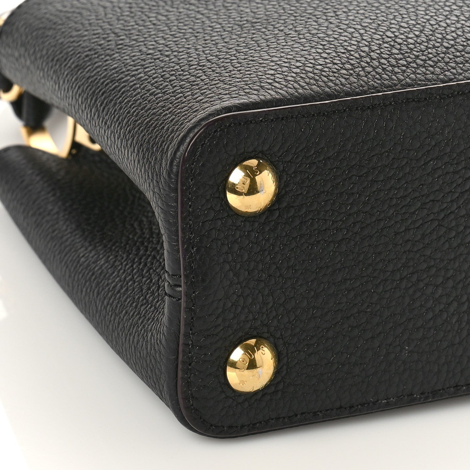 Louis Vuitton Taurillon Capucines BB Black 7 of 8