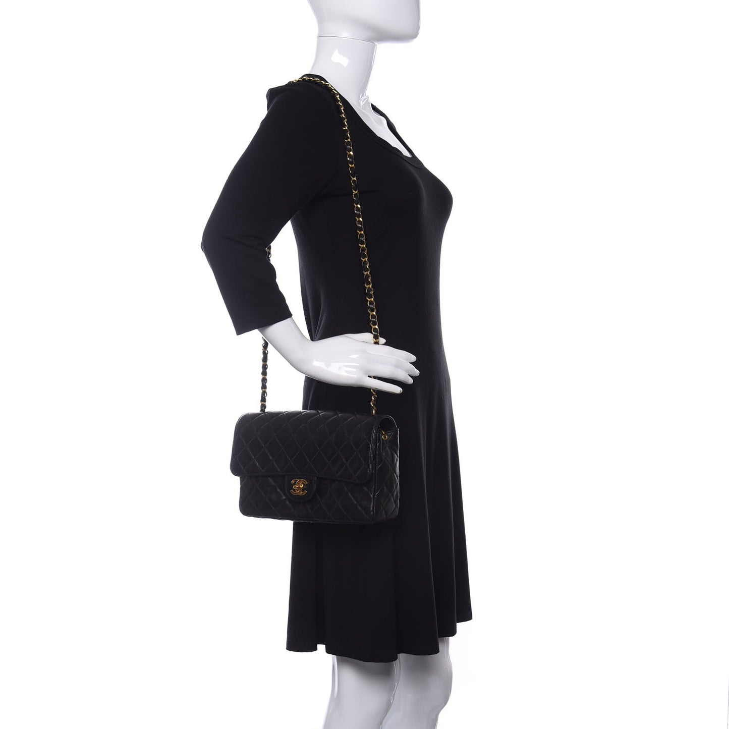 Lambskin Quilted Medium Single Flap Black