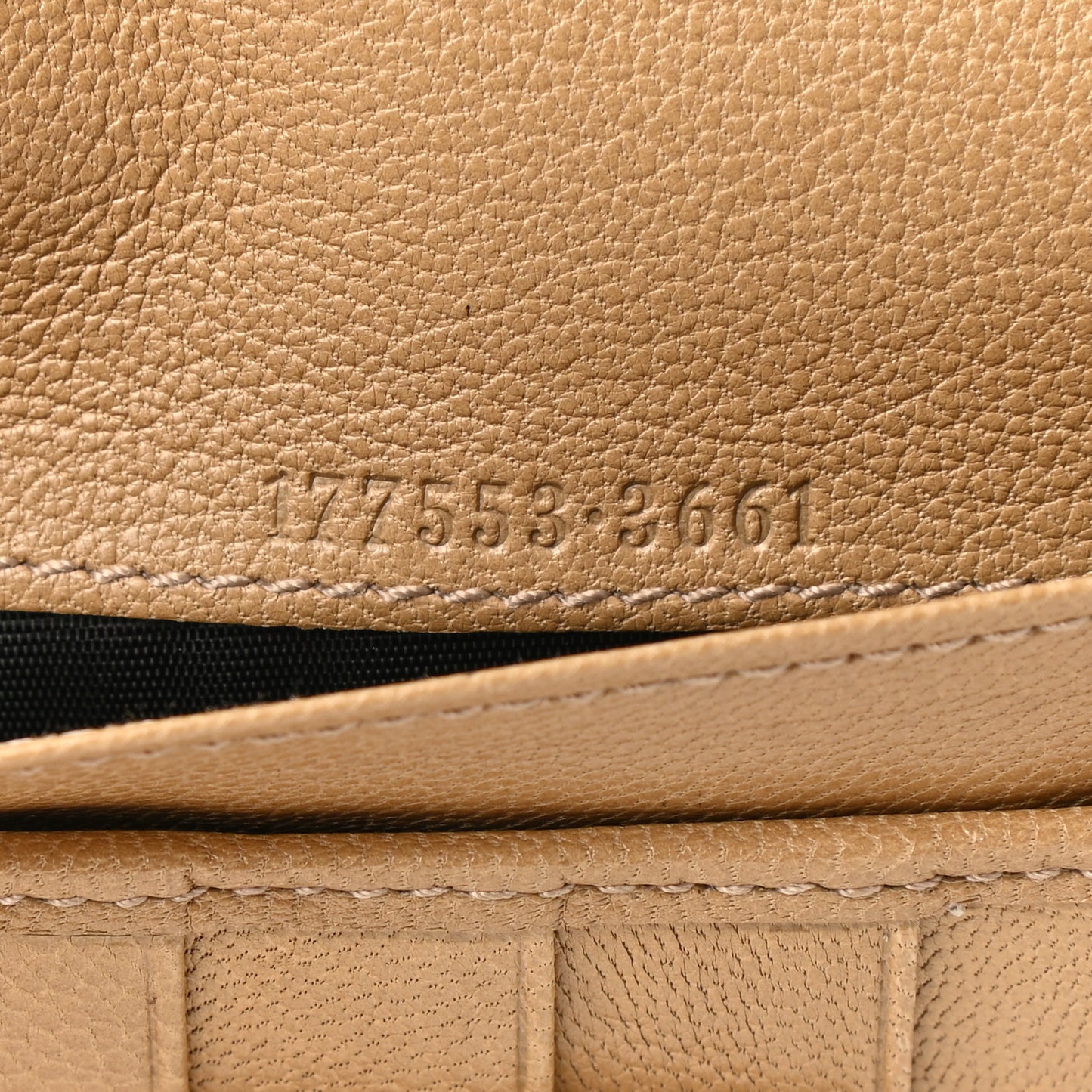 Chevre Belle De Jour Wallet Beige