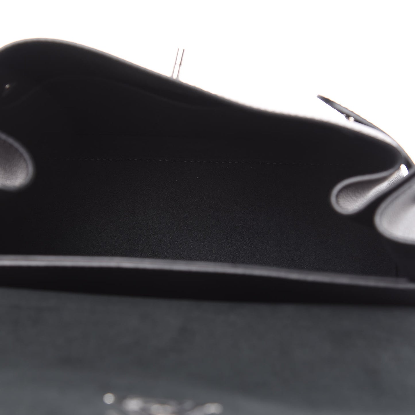 Soft Calfskin Lockme Ever Black