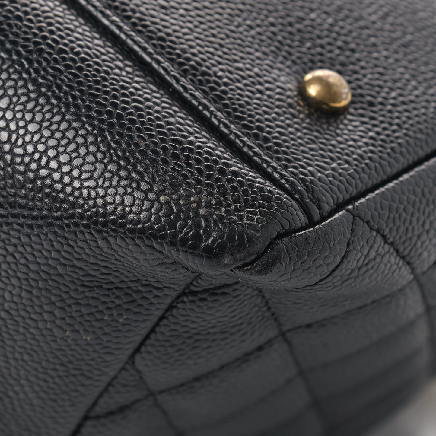 Caviar Quilted Petit Timeless Tote PTT Black