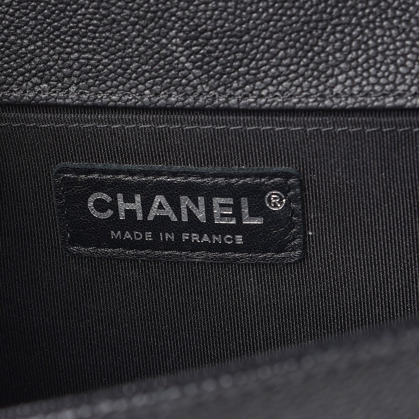Caviar Quilted Medium Boy Flap Black