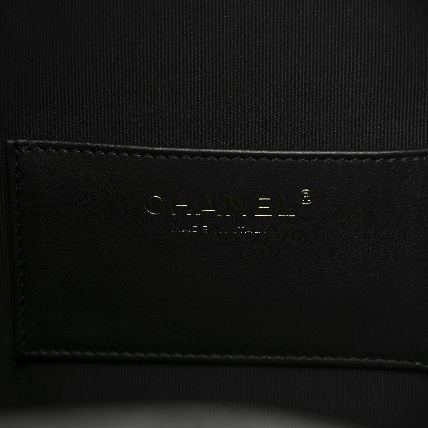 Shiny Crumpled Calfskin Quilted Medium Chanel 25 Handbag Black