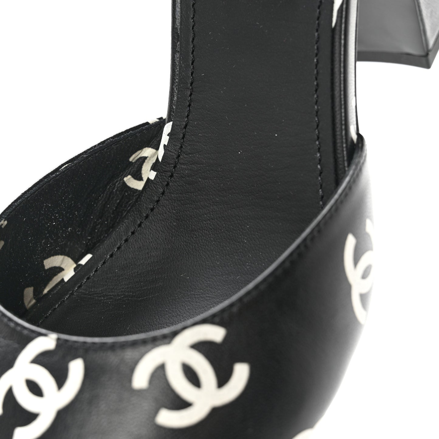 Lambskin Printed Coco Beach Sandals 40 Black White