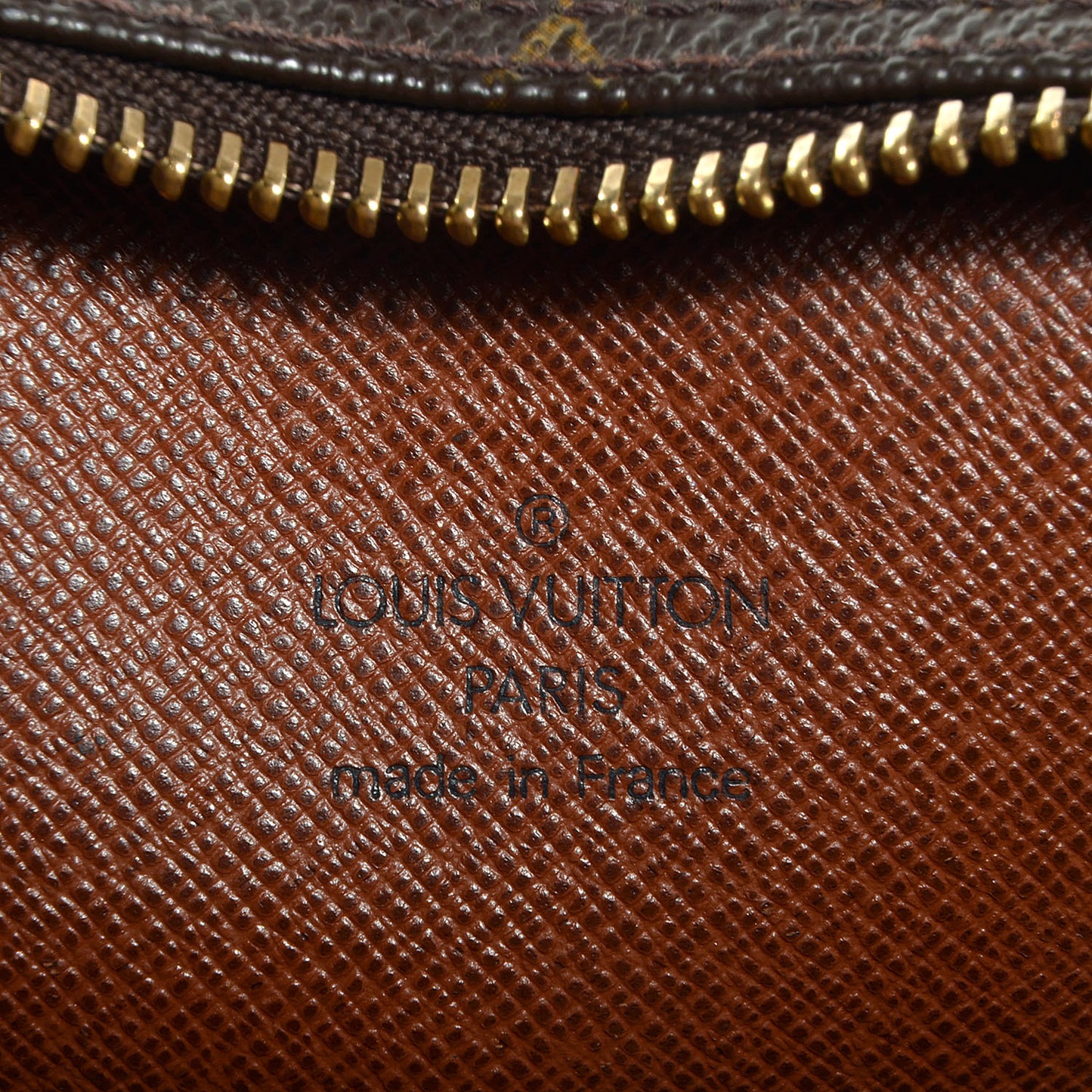 Monogram Amazone