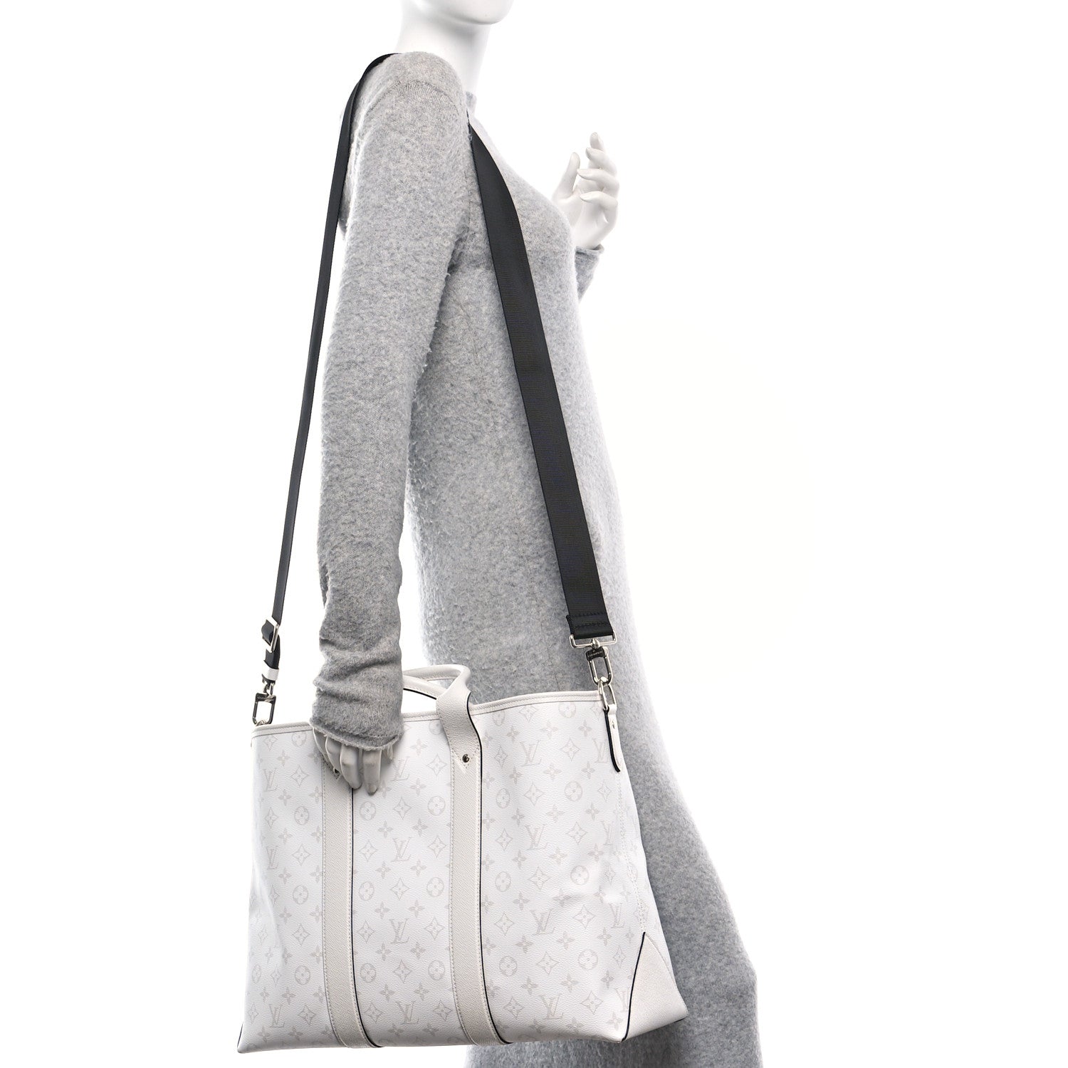 Louis Vuitton Monogram Eclipse Taigaramma Weekend Tote NM Optic White 2 of 9