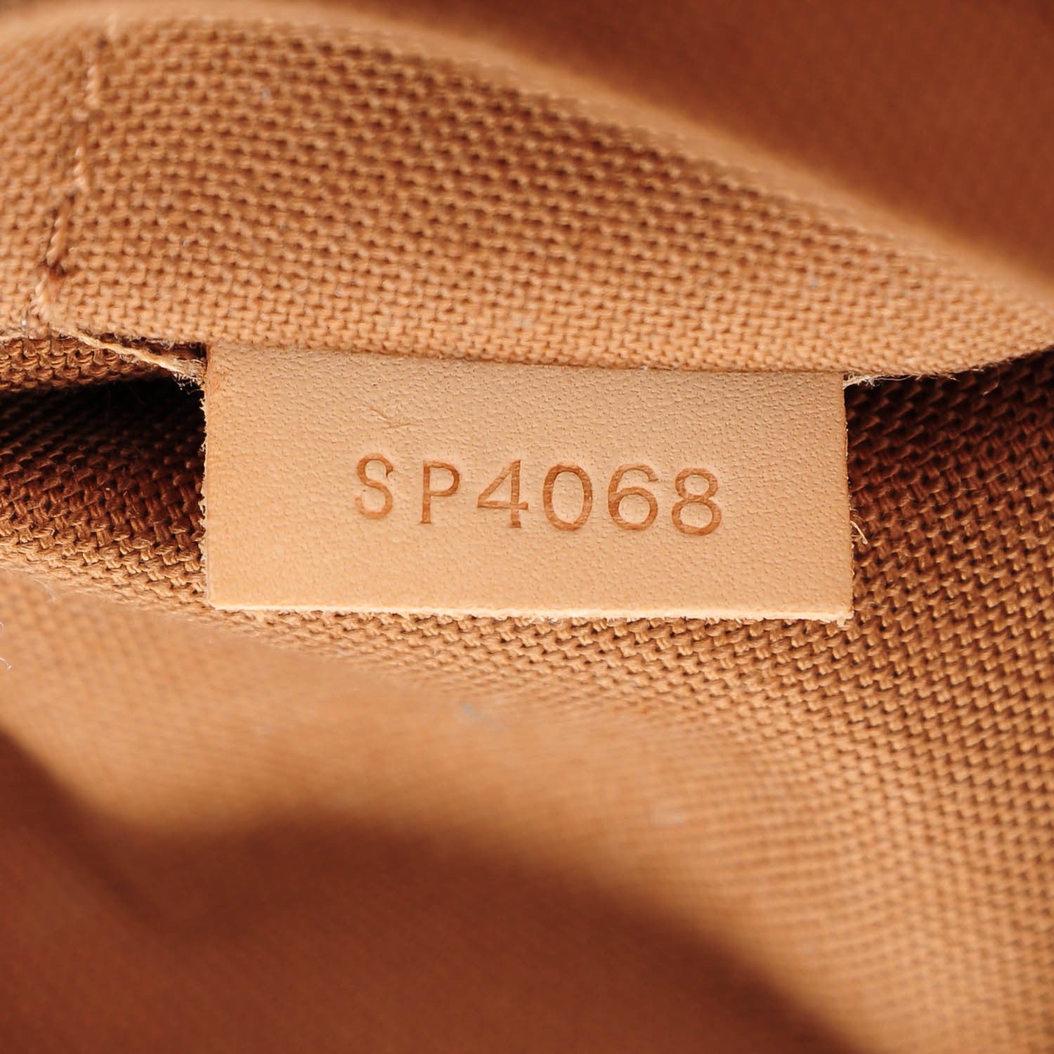 Louis Vuitton Monogram Tivoli GM 7 of 7