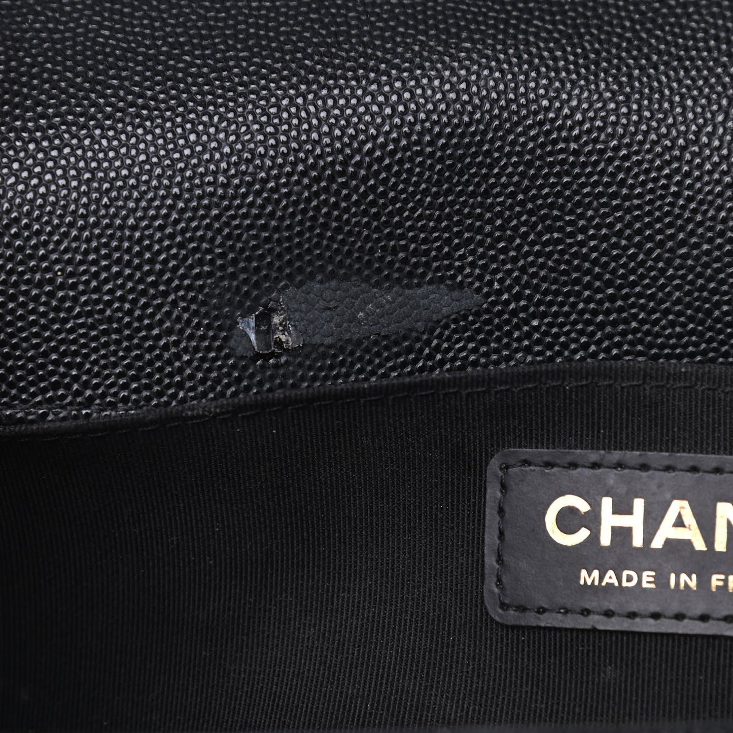 Caviar Quilted Medium Boy Flap Black