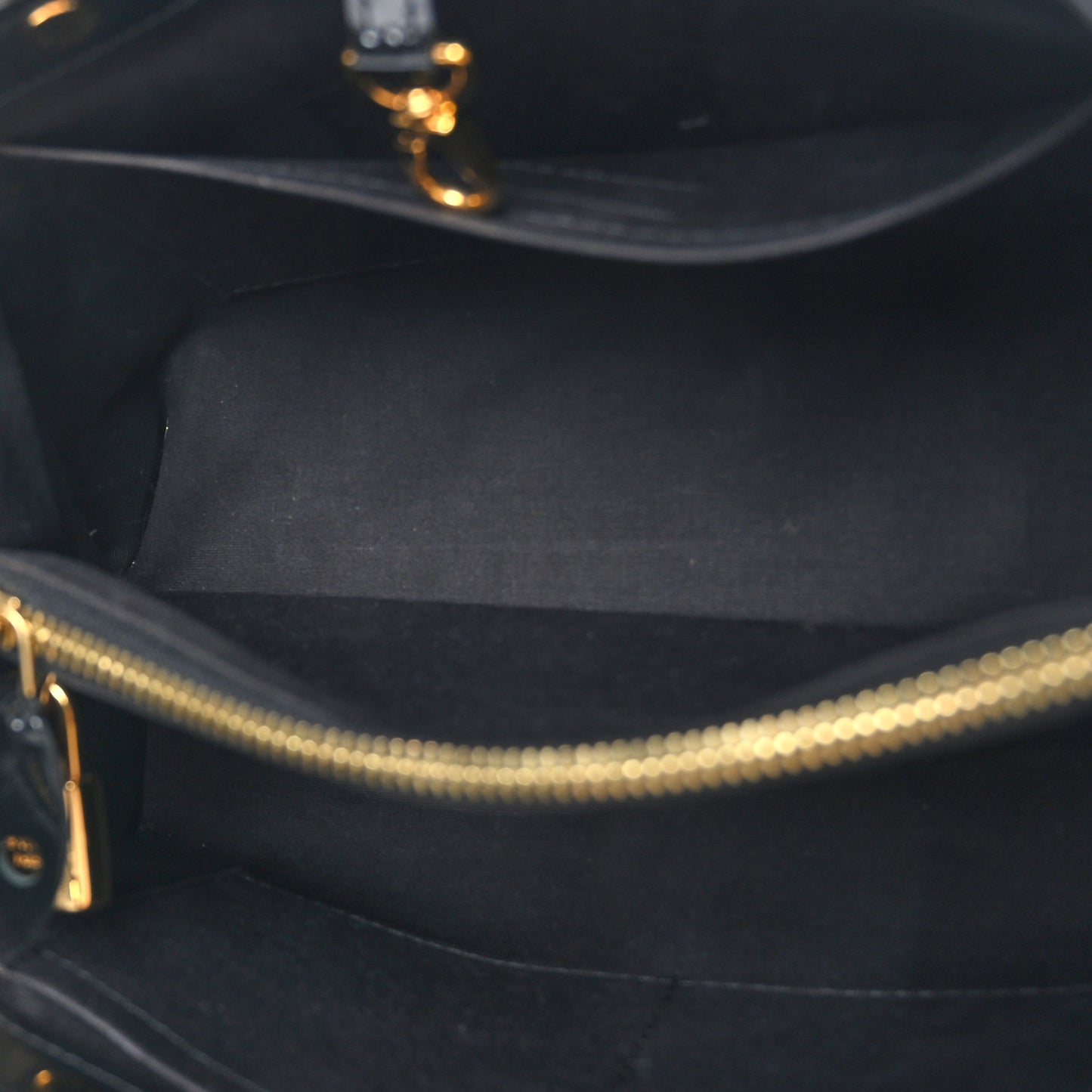 Vernis Montaigne BB Black