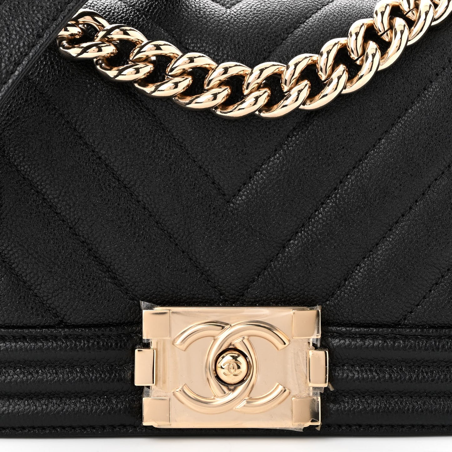 Caviar Chevron Quilted Small Boy Flap Black